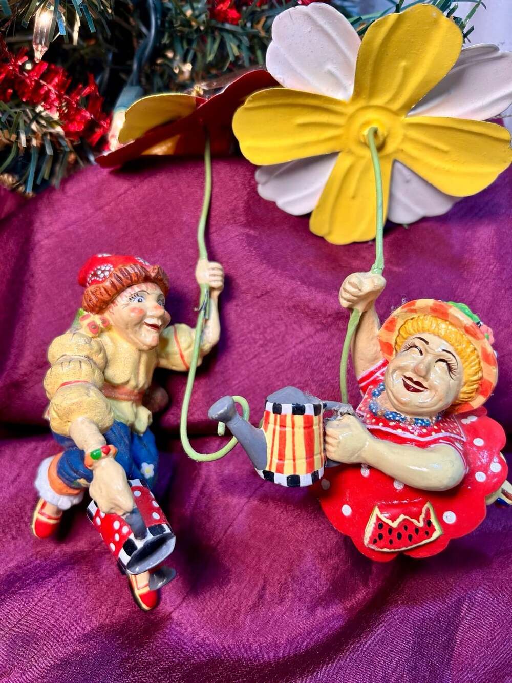 RARE whimsical garden ornament from Katherine's Collection by Wayne Kleski, 2 pc